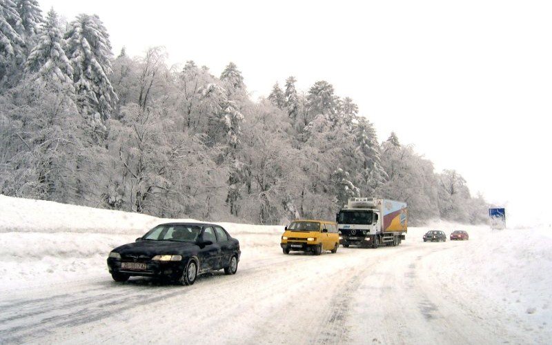 Zaleđeni region: Makedonija pod snegom, u Hrvatskoj oluja, u Sloveniji -23