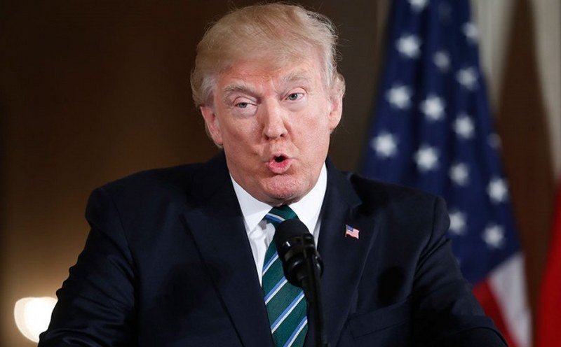 Tramp: Nikad neću dirati pravo ljudi da posjeduju oružje