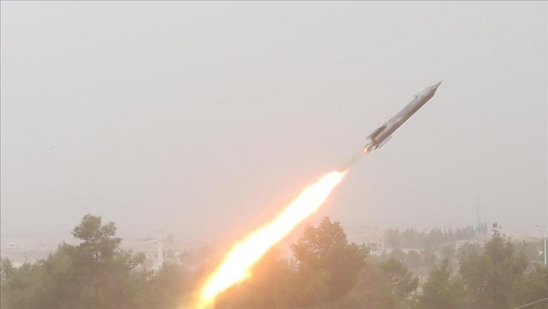 Pao mu mrak na oči: Pijan hteo da raketom gađa zgradu vlade