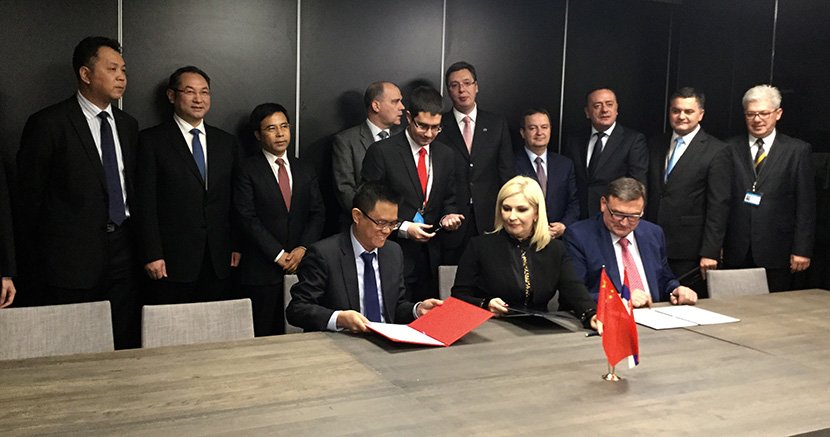 Vučić u Rigi: Srbija je do sada skoro sve projekte sa Kinom sprovela u delo