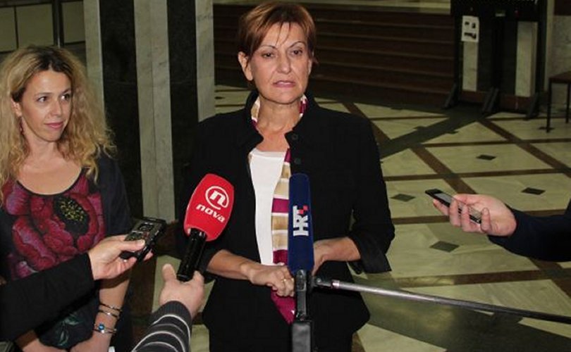 Hrvatska: U budžetu ima za katoličku crkvu, ali nema za Imunološki zavod