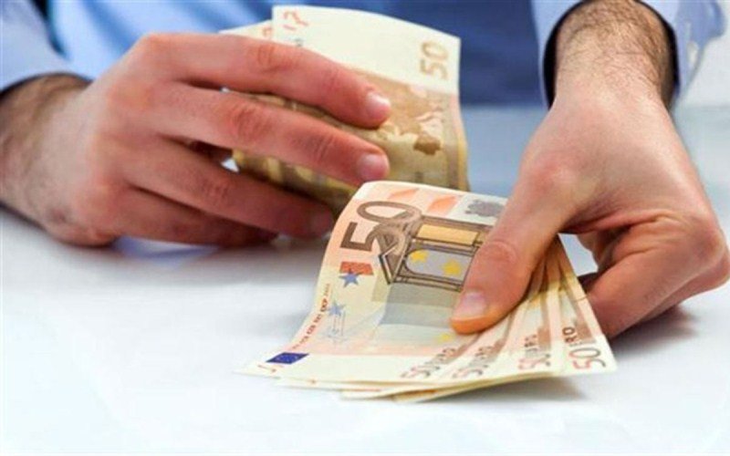 Crna Gora: Prosječna plata 509 evra
