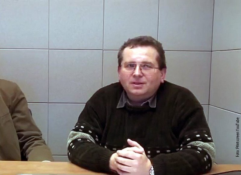 Programer pravi jezik koji bi bez učenja razumeli svi Sloveni