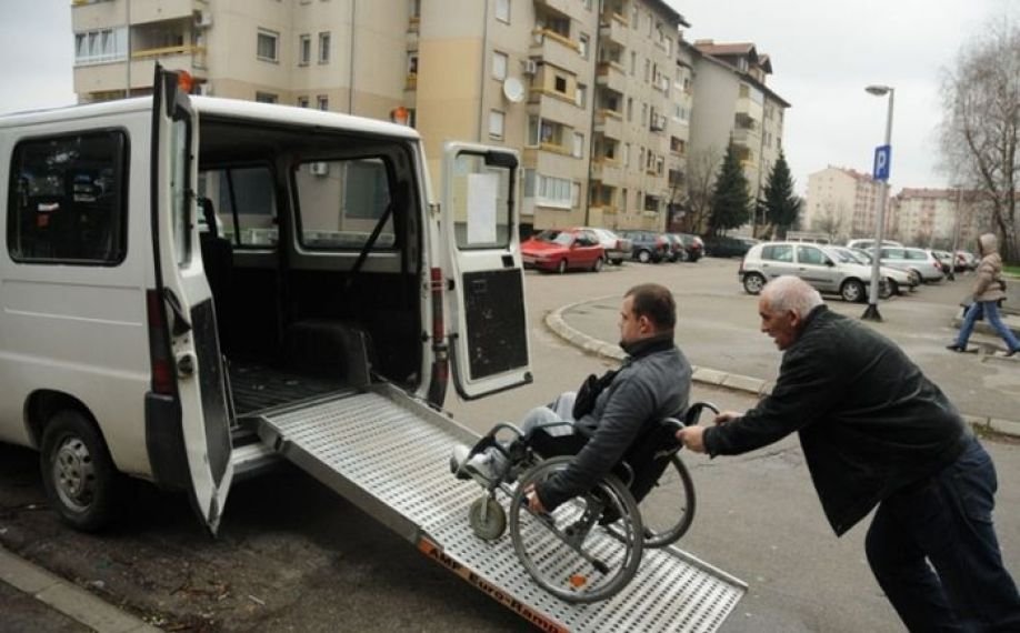Banjaluka dobila taksi za invalidna lica