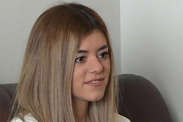 Aleksandra Adamović iz Bijeljine: Čast mi je što sam rođena kada i Srpska (video)