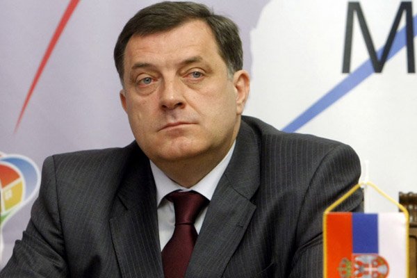 SAD: Dodik nije dobio zvanični poziv za Trampovu inauguraciju