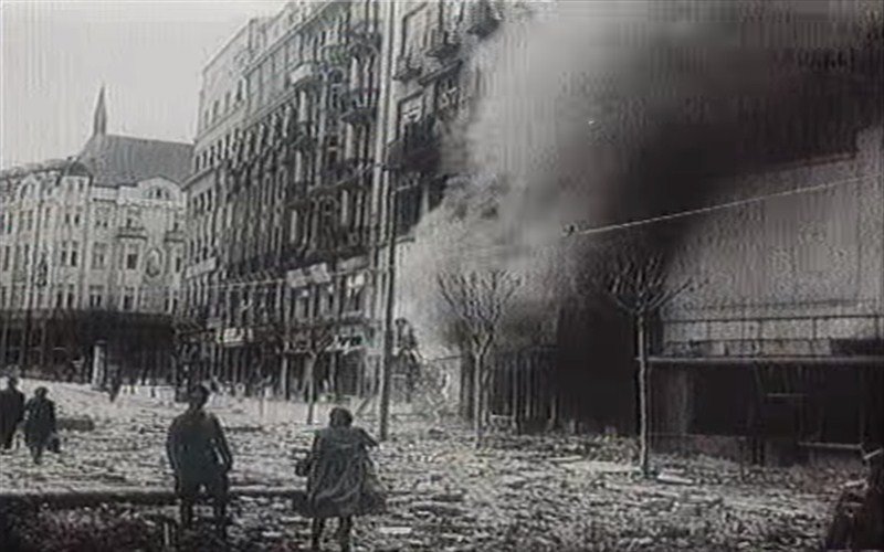 Beograd je spavao, bombe su padale