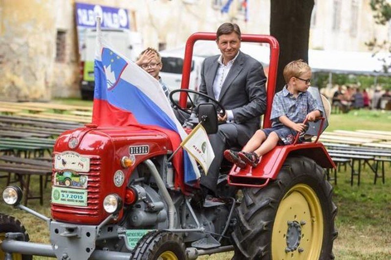 Politiko: Pahor – evropski -Instagram predsednik-!