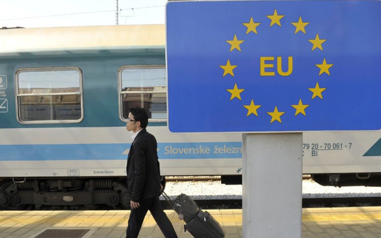 EU uvodi poluvizni režim! 