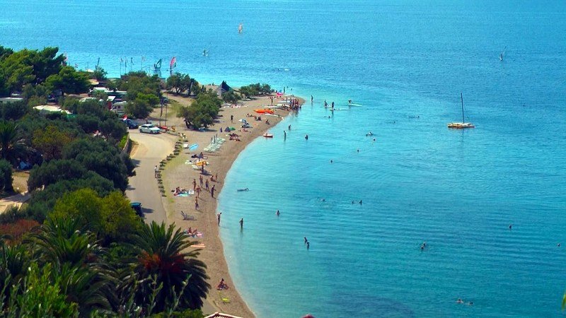 Crvena zastavica na Jadranu, u Crnoj Gori troje ljudi spaseno utapanja