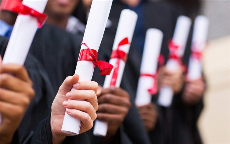 Ja tebi pare, ti meni zanimanje: Kako se kupuju diplome u RS