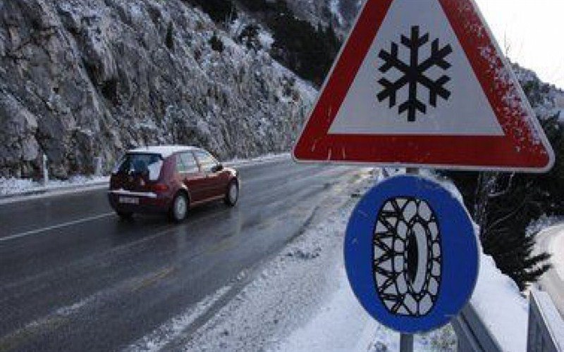 Na Kopaoniku veje sneg, kao usred zime! (video)