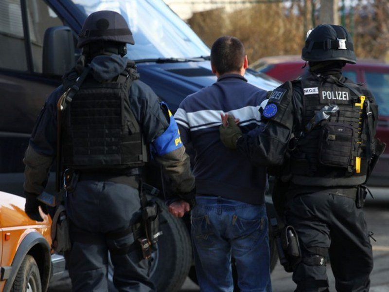 Uhapšena četvorica Albanaca, planirali terorističke akte