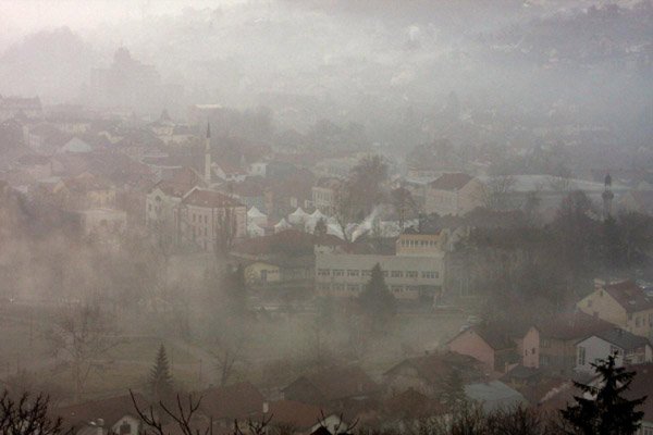 Katastrofa u vazduhu: U Tuzli i Lukavcu biće proglašena uzbuna!