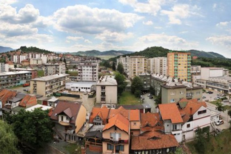 Dva lica osumnjičena za ratni zločin u Banovićima