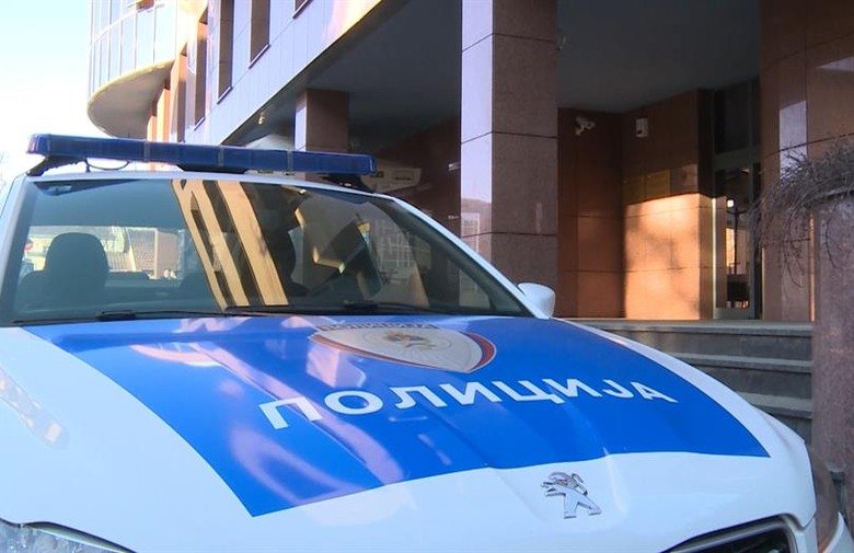 Doboj: Policija istražuje je li profesor slao obnažene fotografije