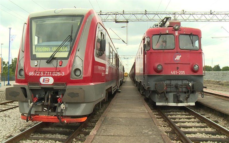 Majka i sin poginuli na pruzi kod Kraljeva