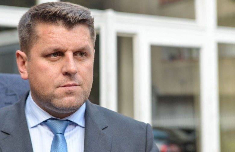 Duraković pozvao Bošnjake u SAD da glasaju za Hilari 