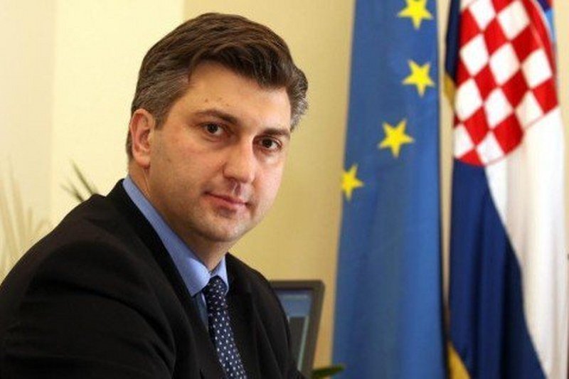 Plenkoviću žao zbog ploče u Jasenovcu