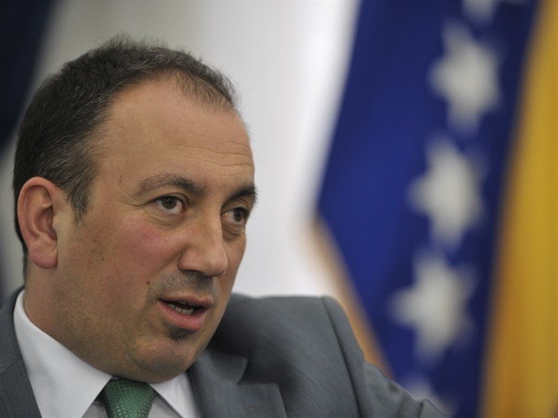 Crnadak: Dodikova podrška Hoferu je njegov lični stav, a ne Republike Srpske