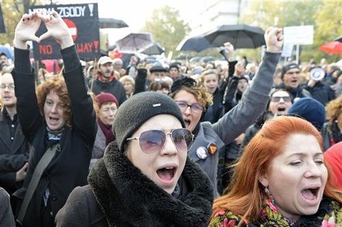 Poljakinje se bore protiv potpune zabrane abortusa