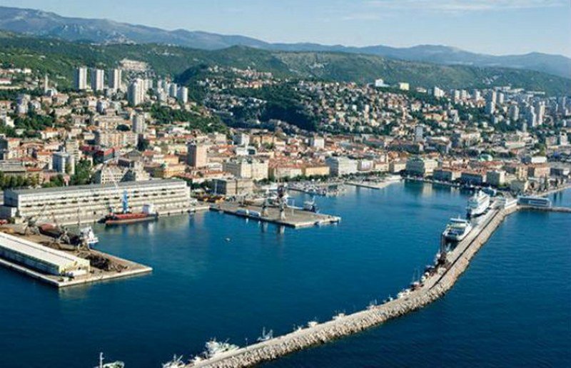 Rijeka, šest osoba preminulo od toplote
