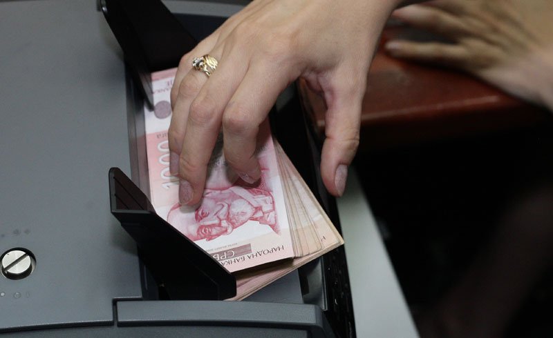 Republika Srpska: Minimalac - pola prosečne plate?