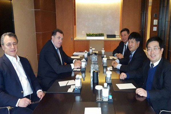 Dodik u Kini o opremanju zdravstvenog sektora