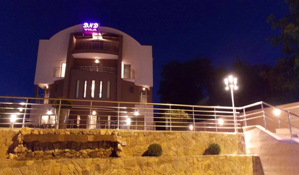 Blokada Niške Banje, ubica se zaključao, policija svuda