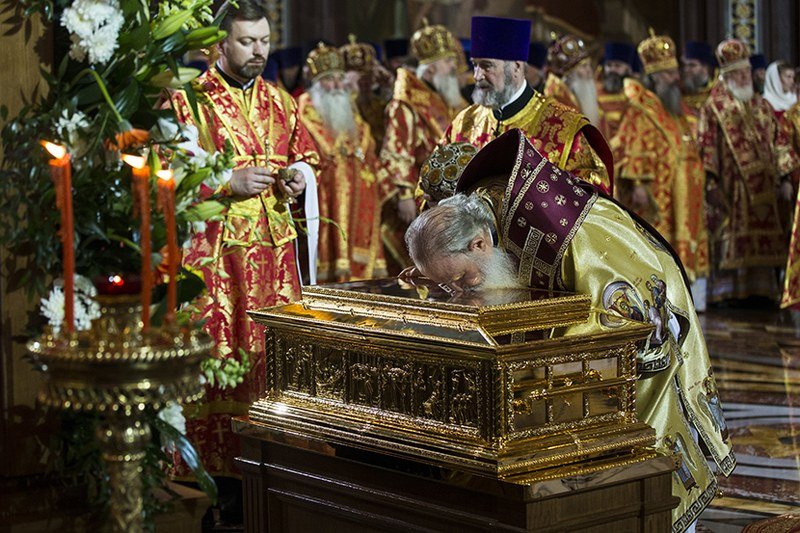 Moštima Svetog Nikole prvog dana u Moskvi poklonilo se 19.000 ljudi