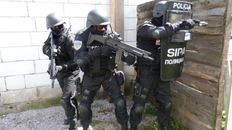 Uhapšeno osam lica na područiju Prijedora zbog ratnog zločina