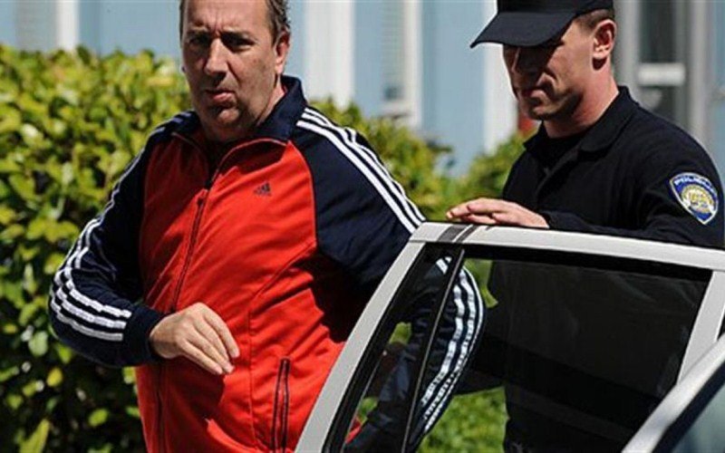 Hrvatski pevač "mrtav pijan" udario "jaguarom" u zid