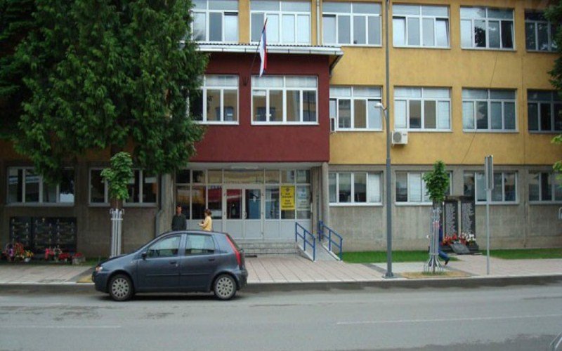Nesvakidašnja prevara u Doboju: Lažni kupac i prodavac zlata opelješili starca 