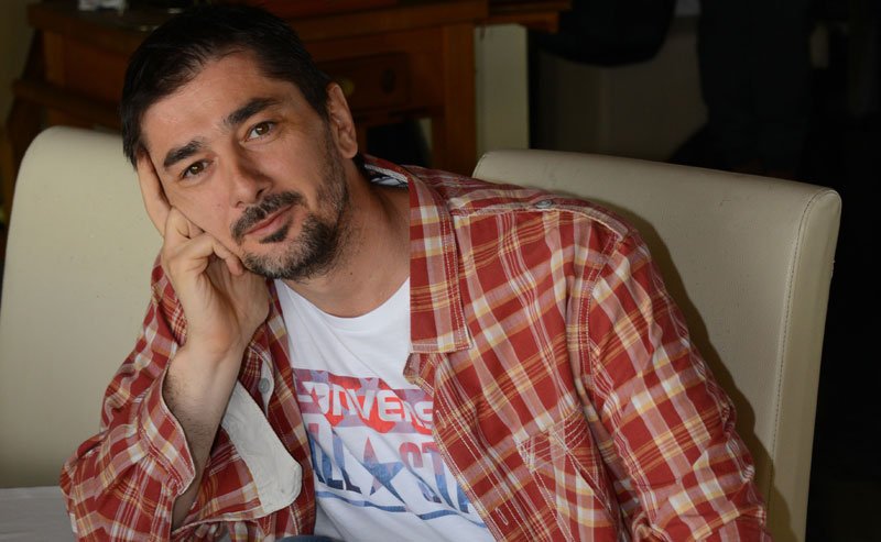 Vojin Ćetković: Voleo bih da se robija za svaku reč