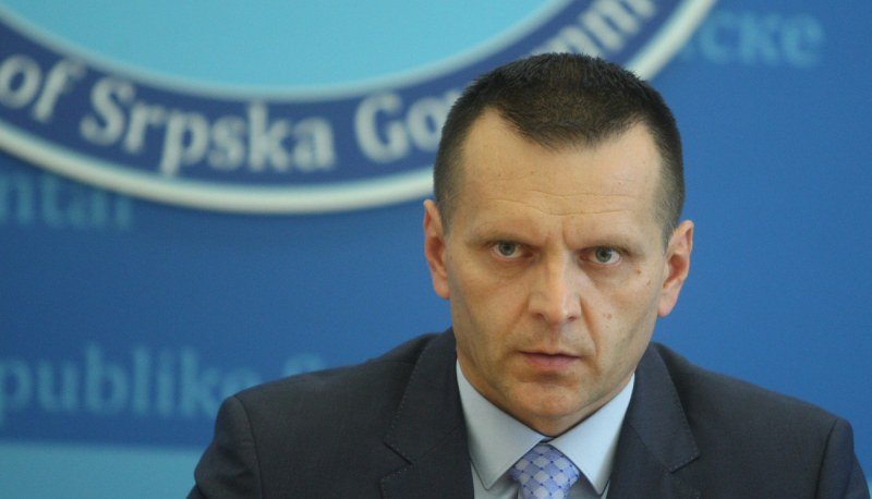  Lukač: Više od 1.000 policajaca obezbjeđuje skup u Banjaluci