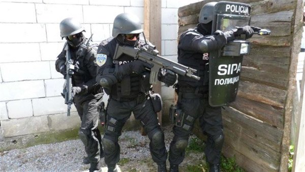 SIPA uhapsila bivšeg direktora SIPA-e!