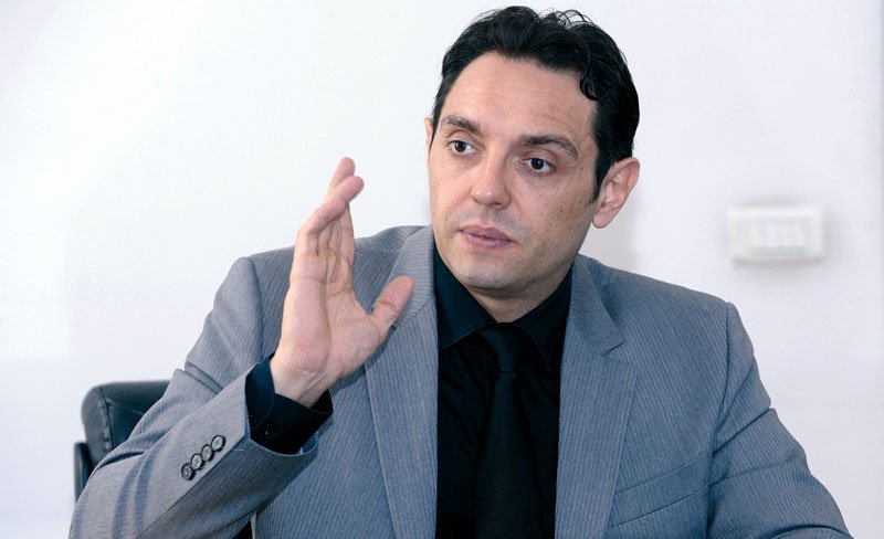 Vulin: Ko se ne odazove pozivu Vučića neće biti član PS