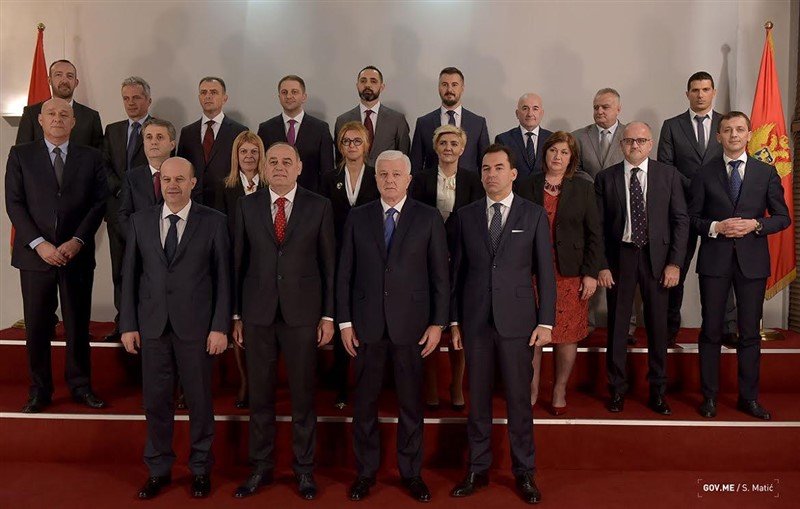 Prva fotografija Vlade Duška Markovića: Ministar koji se ne dokaže za godinu, biće smijenjen