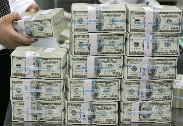 Tramp doneo bogatstvo ruskim milijarderima!