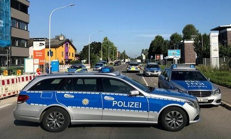 Pucnjava u Njemačkoj, dvoje mrtvih, četiri osobe teže ranjene