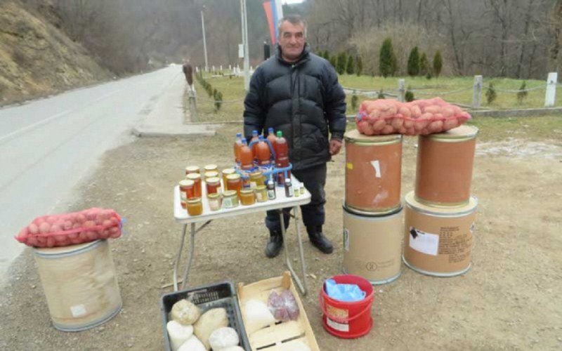 Susret u prolazu – „Jabuka“ nudi i što nema