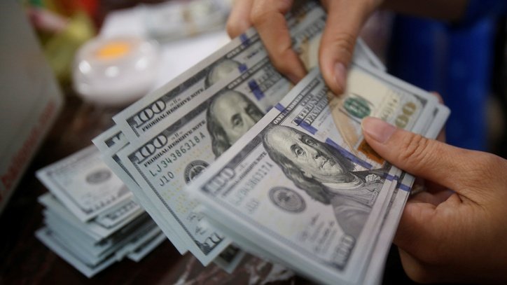 Dolar ojačao treću sedmicu zaredom 