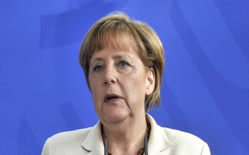 Merkel posle napada u Berlinu: Protivim se promeni politike prema izbeglicama
