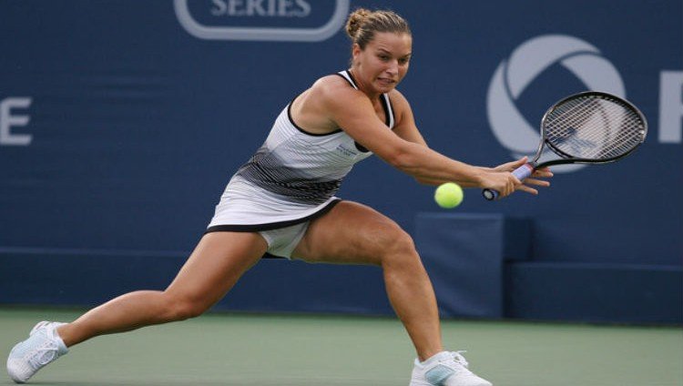 Cibulkova preko Kuznjecove u finale Singapura