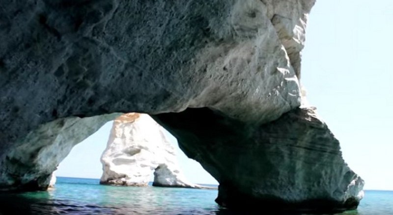 Drama Srba u Grčkoj: Noć na pumpi, satima na putu na 40°C