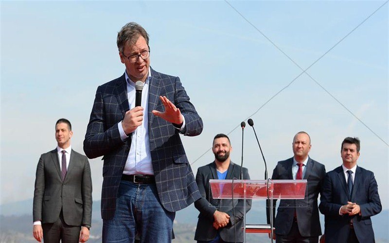 Ipsos: Vučić prvi po popularnosti, Beli drugi