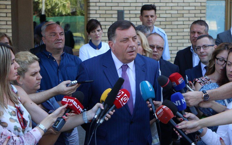 Dodik: RS nije podeljena, već ima vlast i opoziciju 
