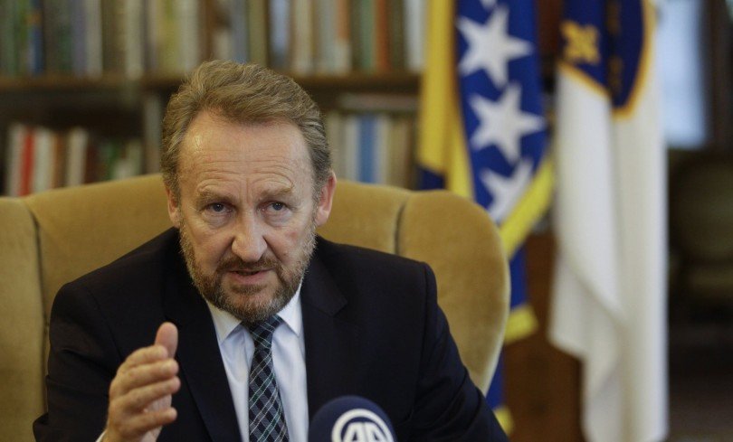Ne može Dodik srušiti Dejton, a da ne sruši mir u BiH i regiji