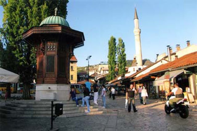 Del Vekio: Bez revizije Dejtona, ali moguće promene Ustava BiH