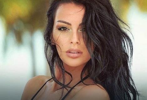 Španci poludeli za lepom Sarajkom: Zanosna Ema nikoga ne ostavlja ravnodušnim